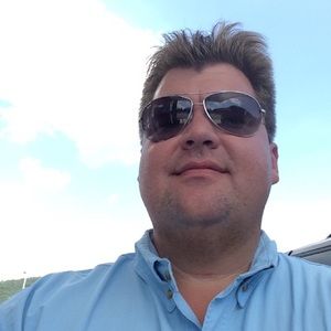 Meet your Posher, Victor